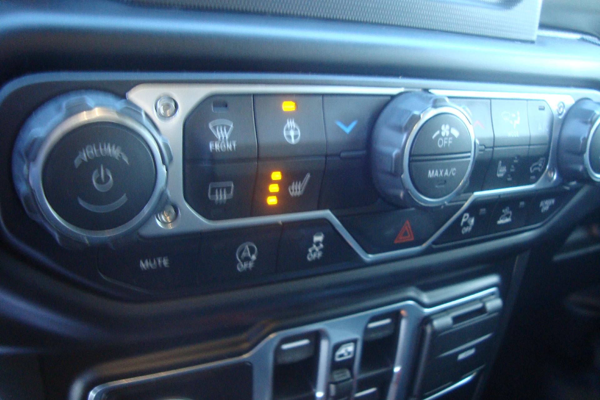 2023 Jeep Wrangler Base