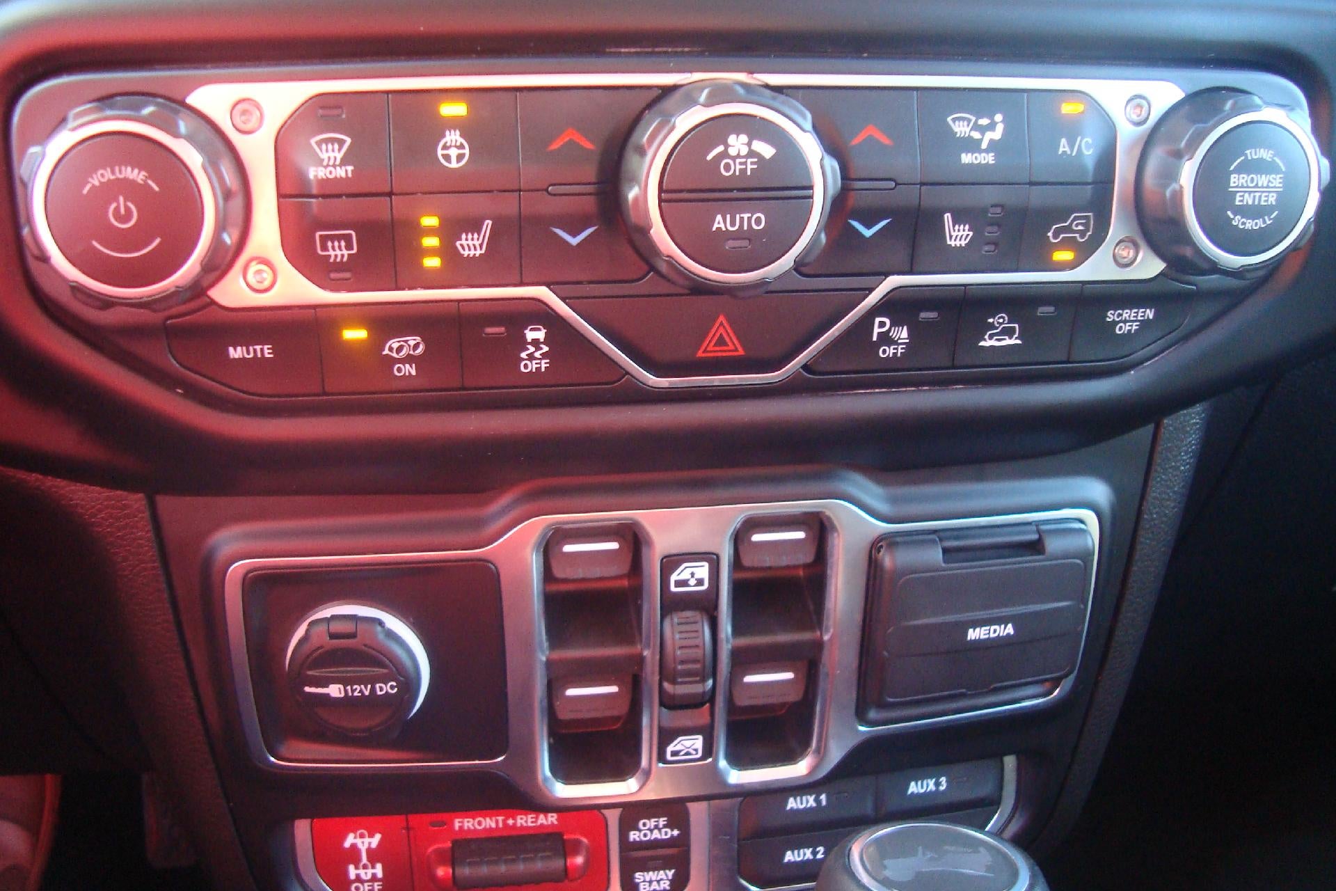 2023 Jeep Wrangler Base