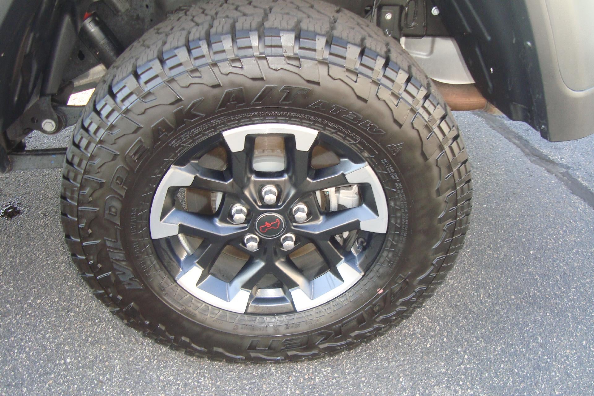 2026 Jeep Gladiator Base