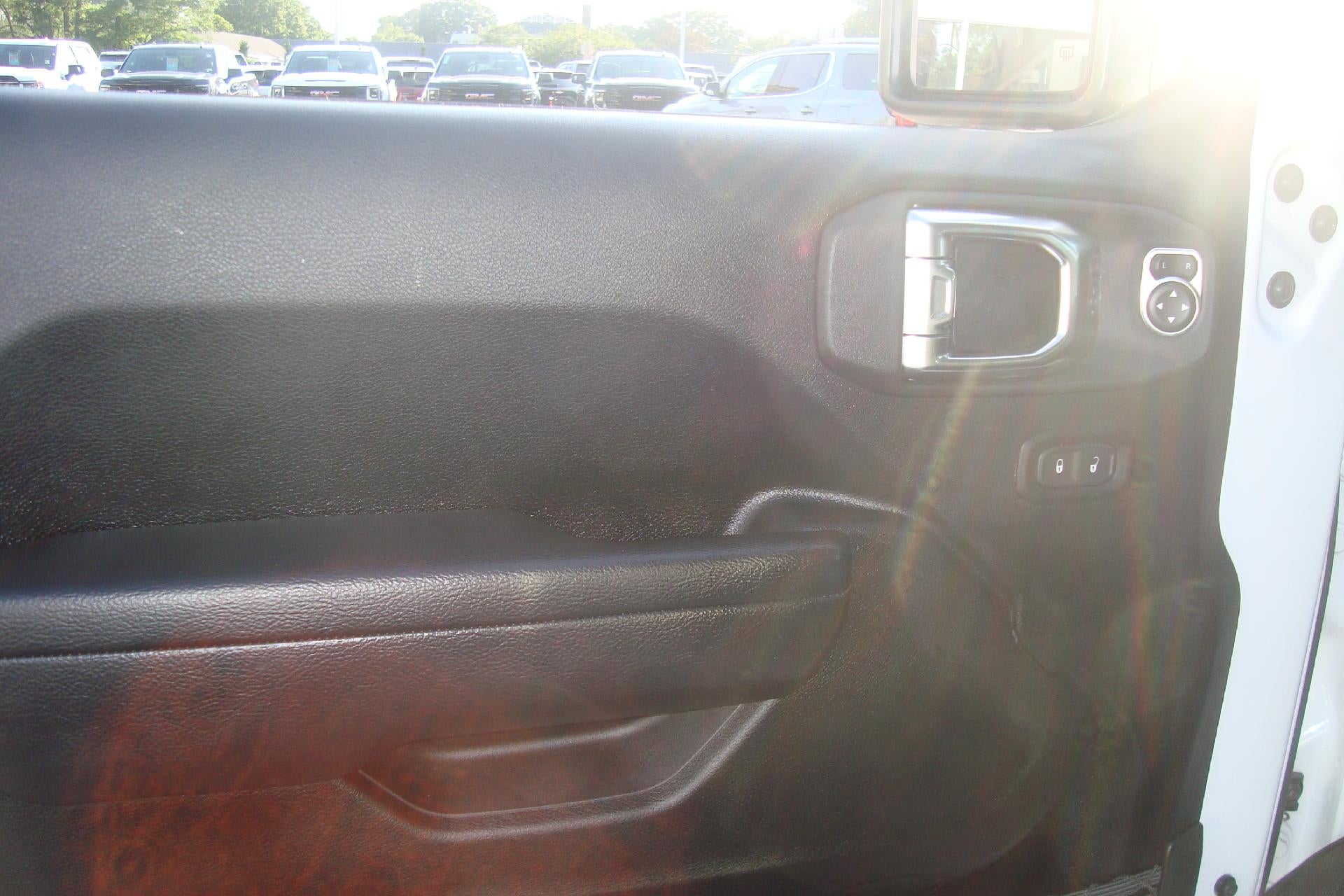 2026 Jeep Gladiator Base