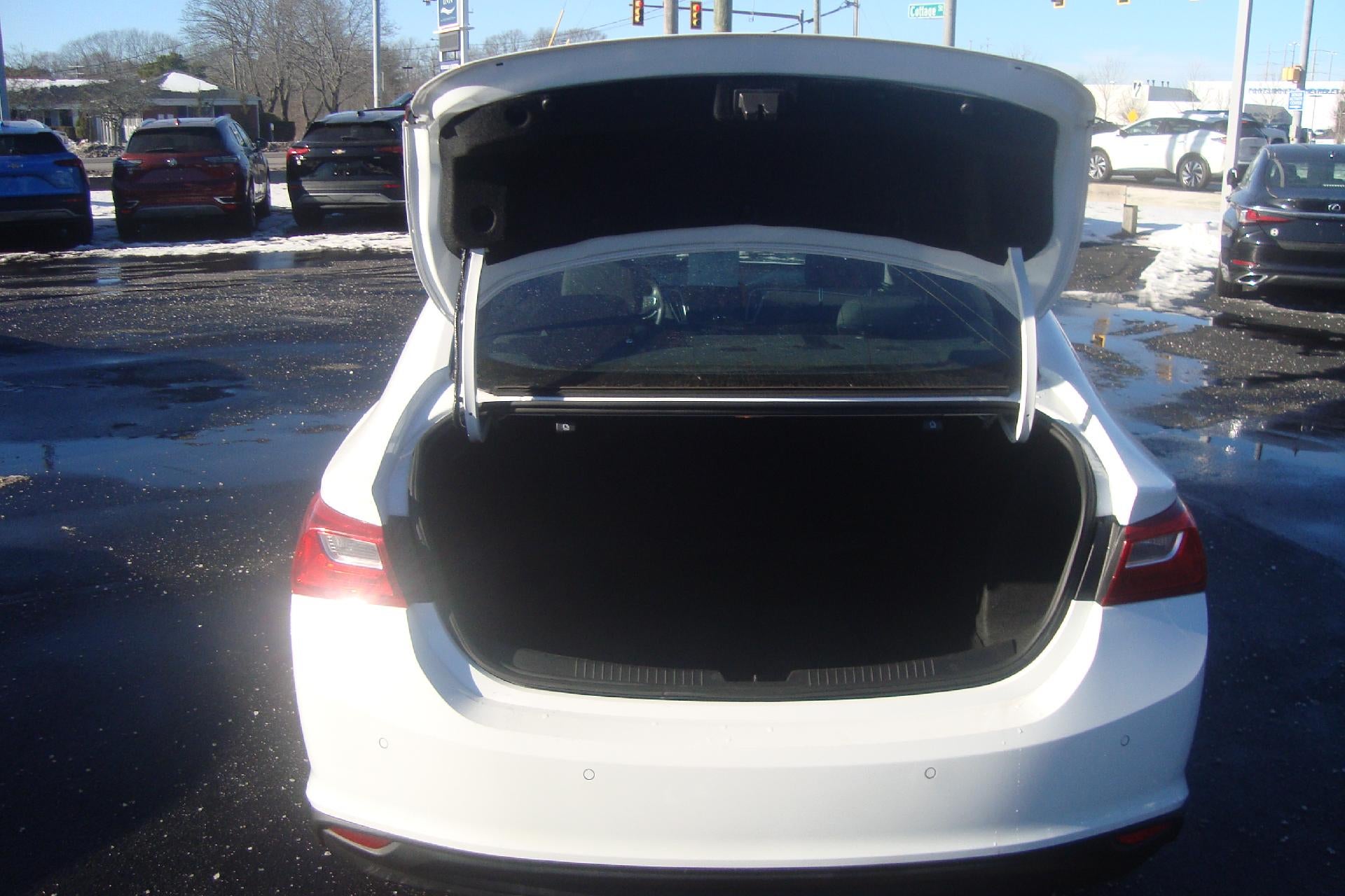 2024 Chevrolet Malibu LT