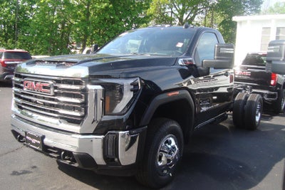 2026 GMC Sierra 3500 HD Chassis Cab SLE
