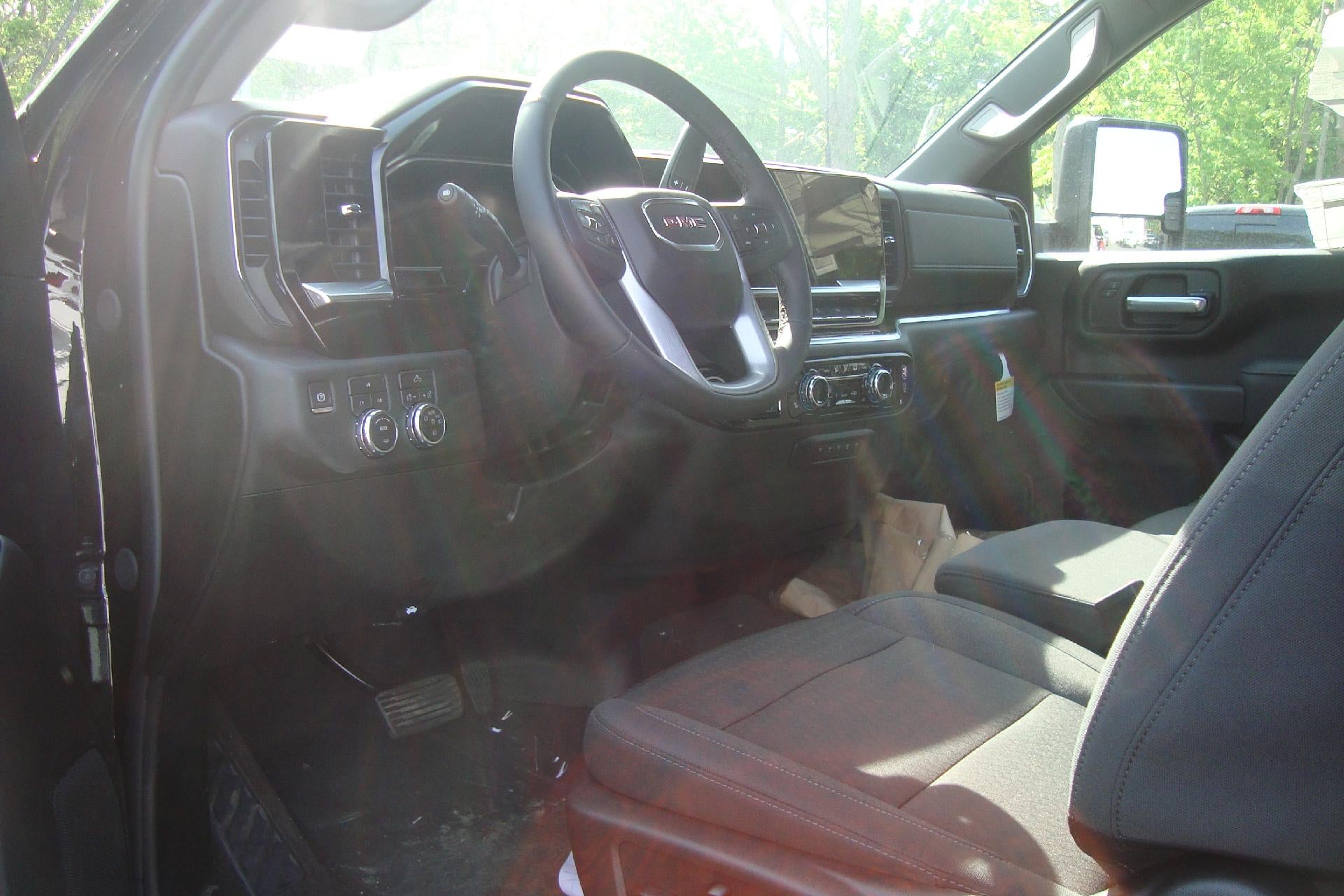 2026 GMC Sierra 3500 HD Chassis Cab SLE