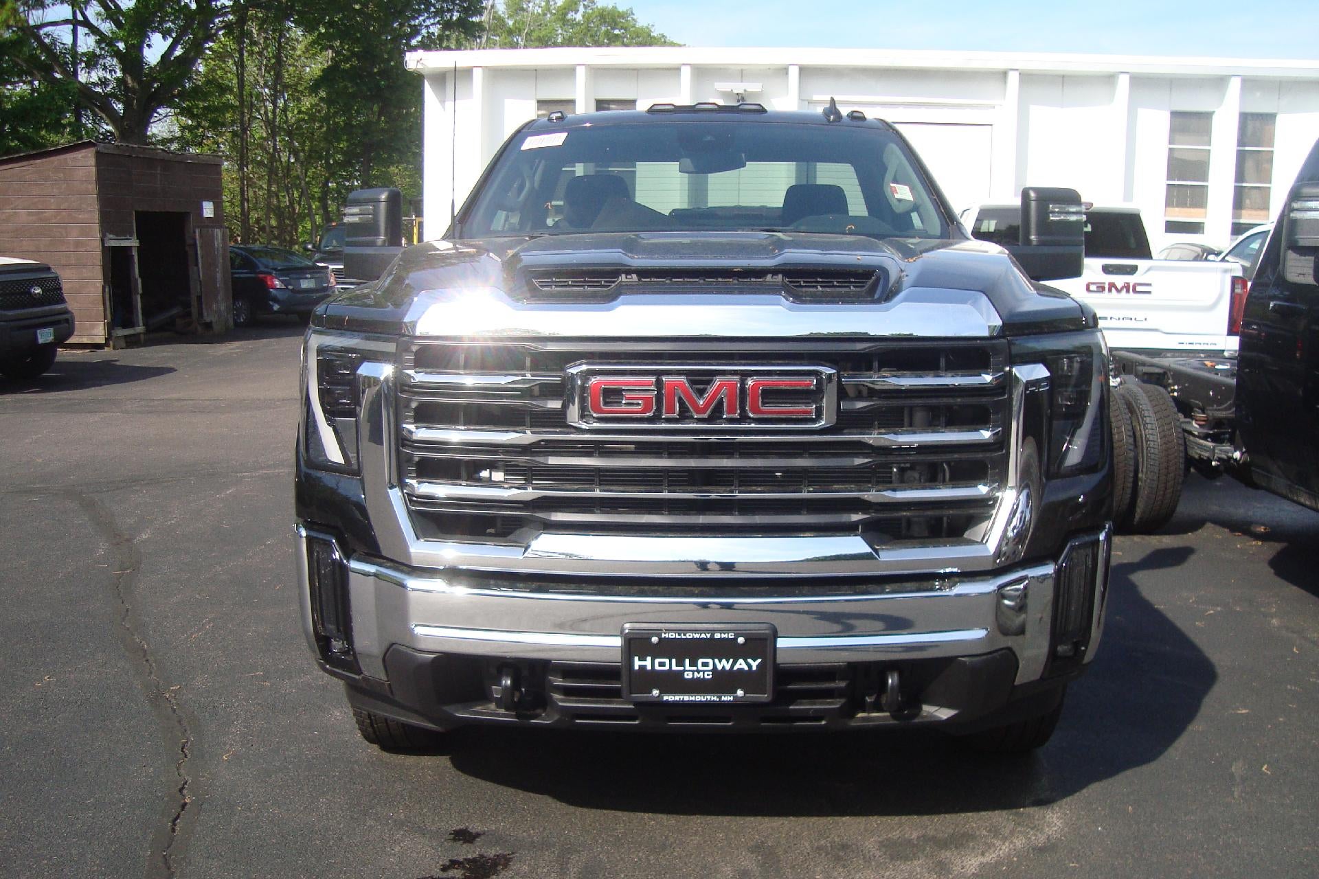 2026 GMC Sierra 3500 HD Chassis Cab SLE