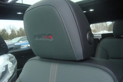 2026 GMC Acadia AWD AT4