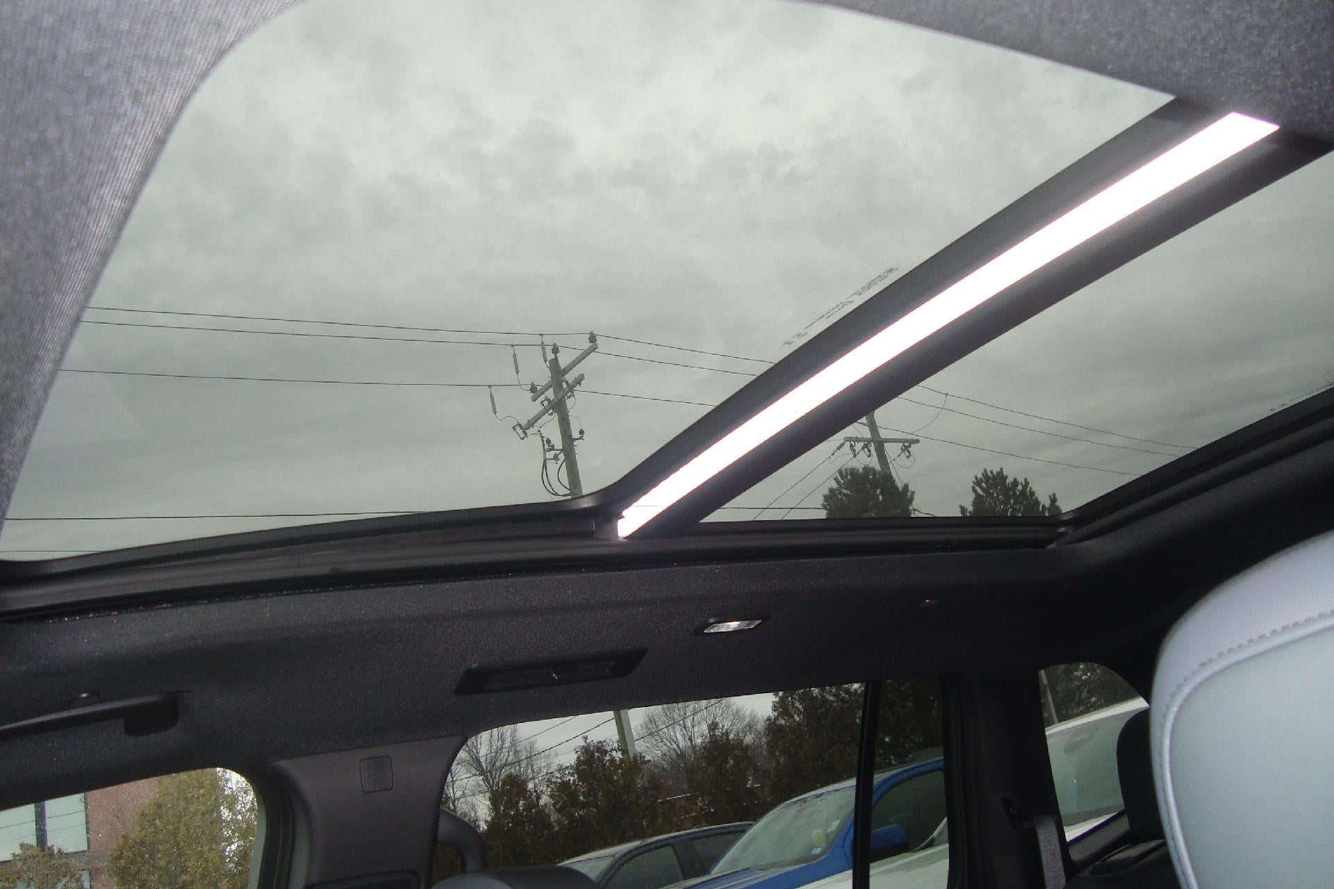 2026 GMC Acadia AWD AT4