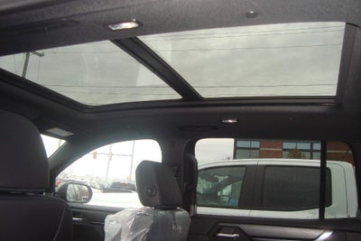 2026 GMC Acadia AWD AT4