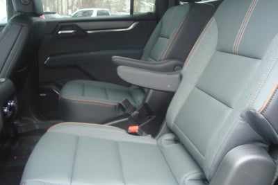 2026 GMC Acadia AWD AT4