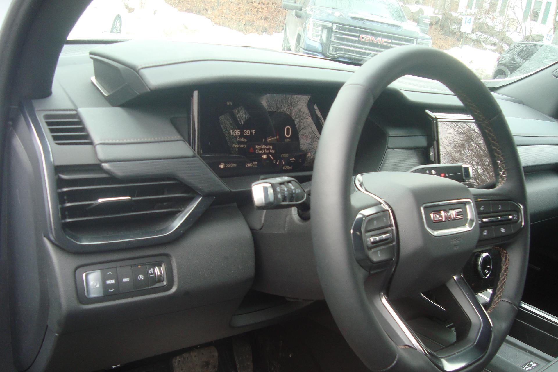 2026 GMC Acadia AWD AT4