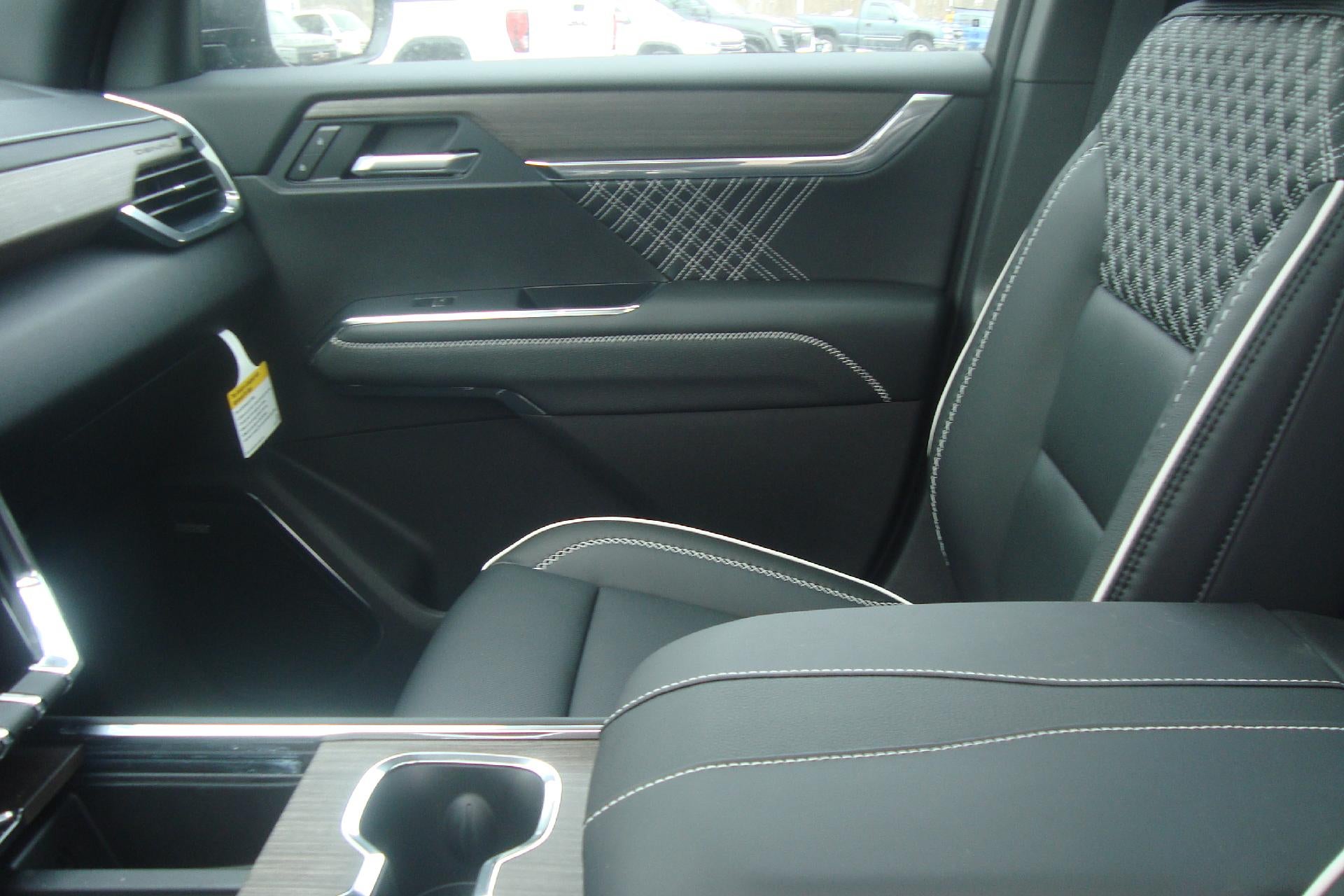 2026 GMC Acadia AWD Denali