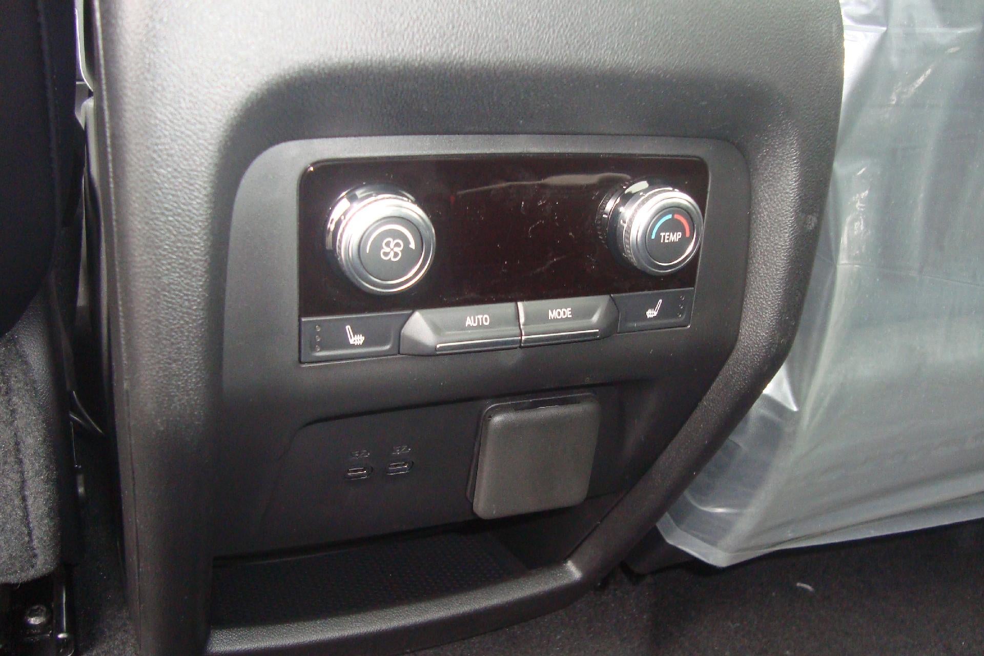 2026 GMC Acadia AWD Denali