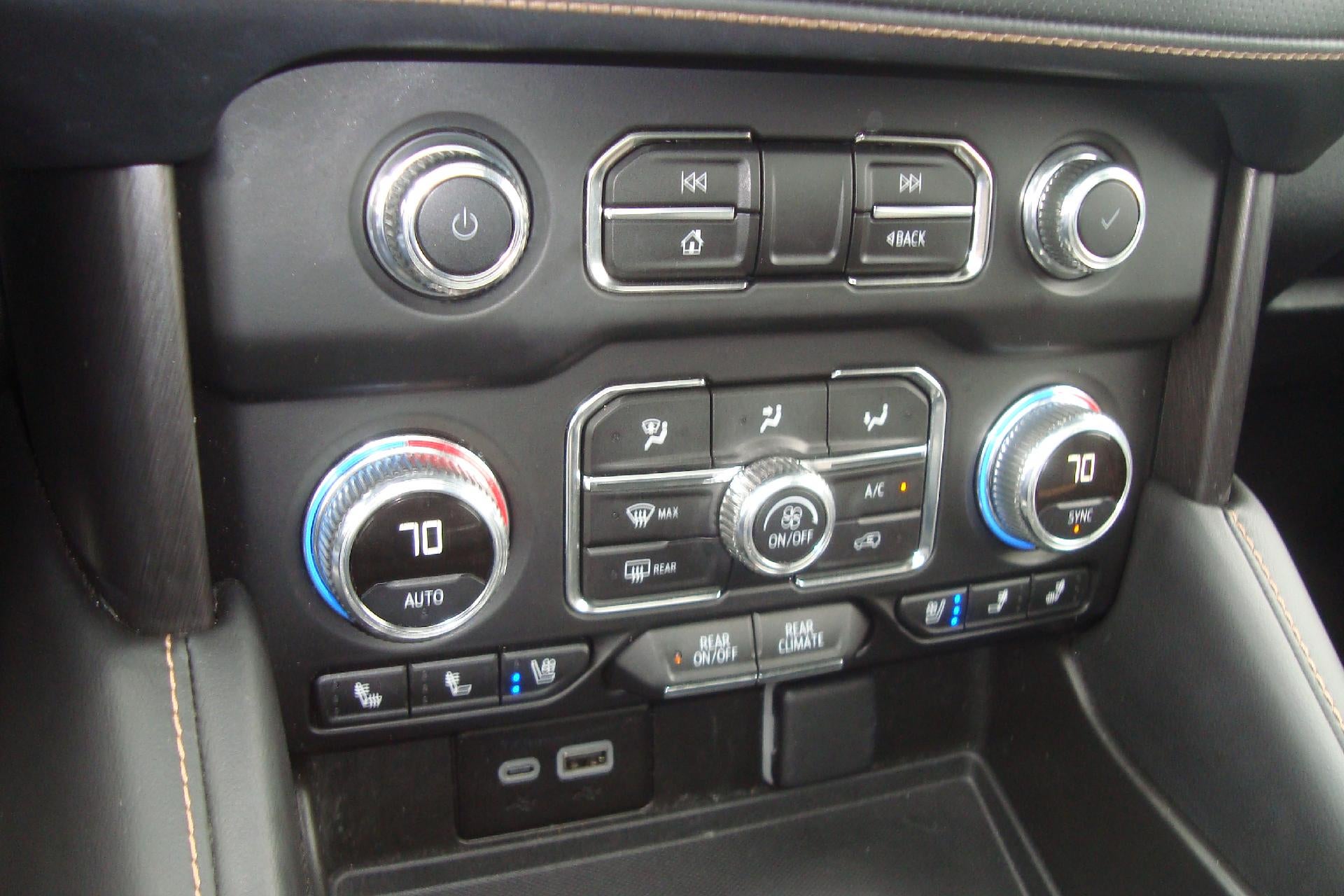 2024 GMC Yukon AT4