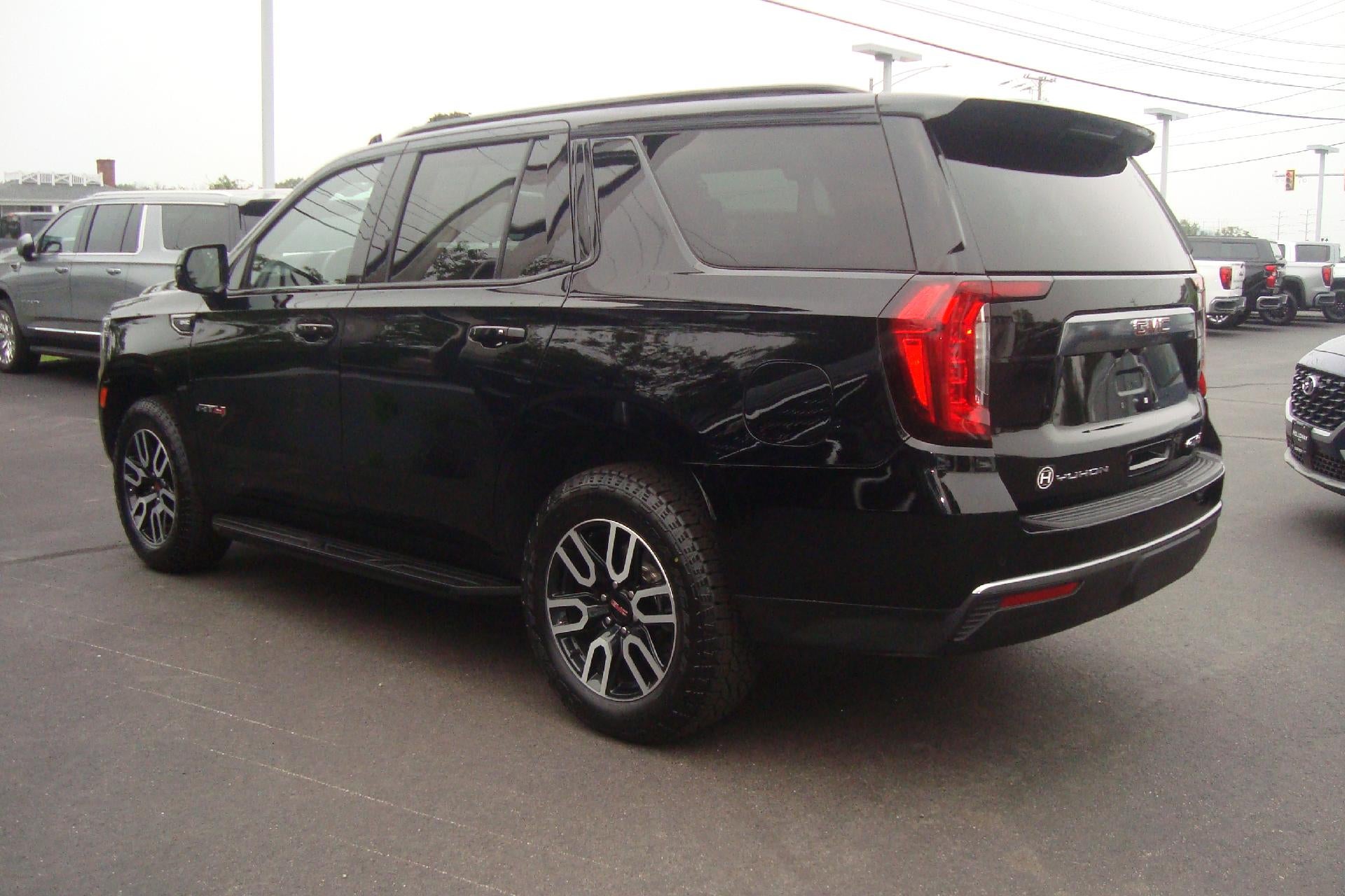 2024 GMC Yukon AT4