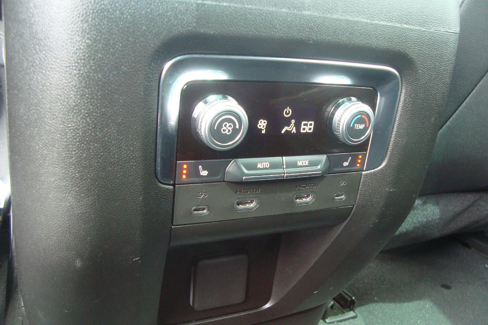 2025 GMC Yukon XL Elevation