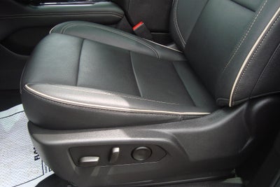 2025 GMC Yukon XL Elevation