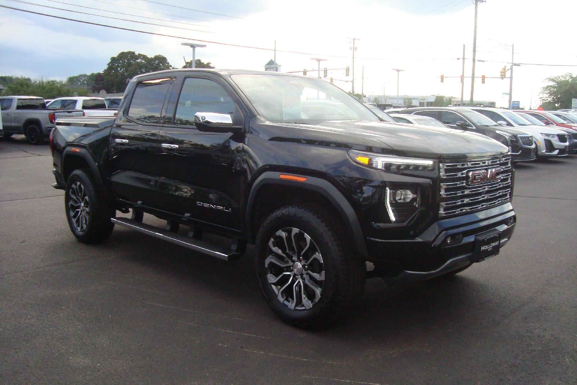 2025 GMC Canyon 4WD Denali