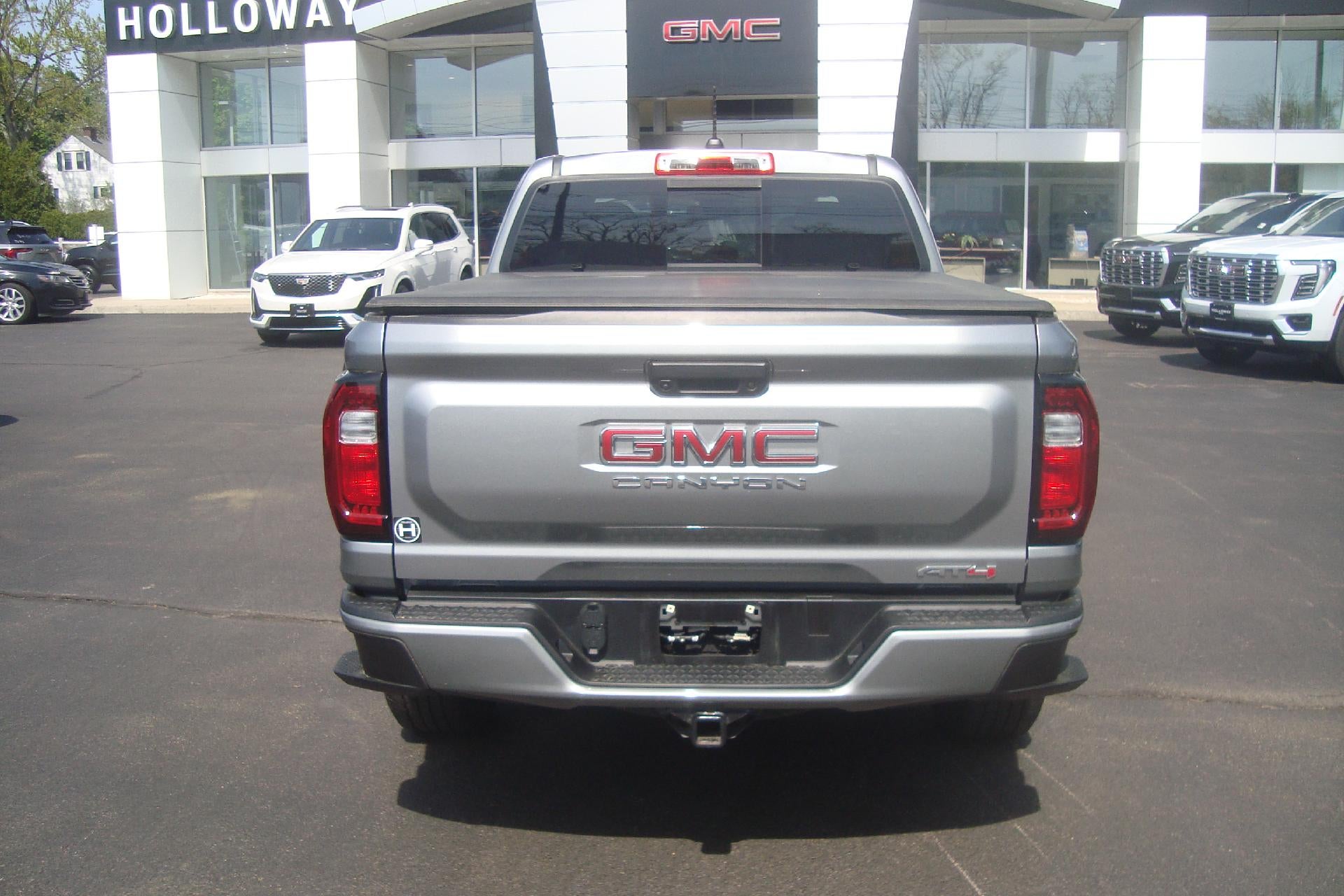 2023 GMC Canyon 4WD AT4