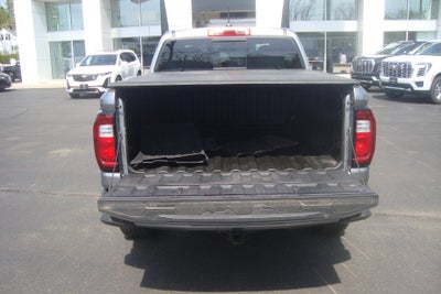 2023 GMC Canyon 4WD AT4