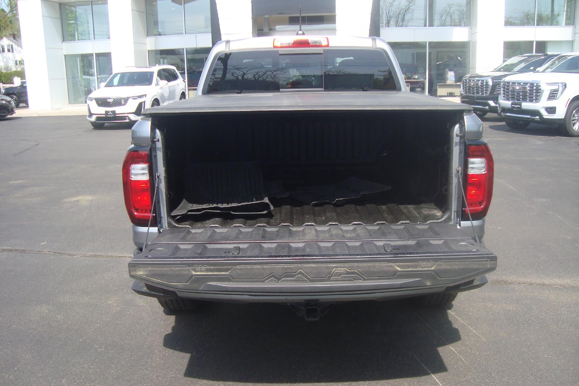 2023 GMC Canyon 4WD AT4
