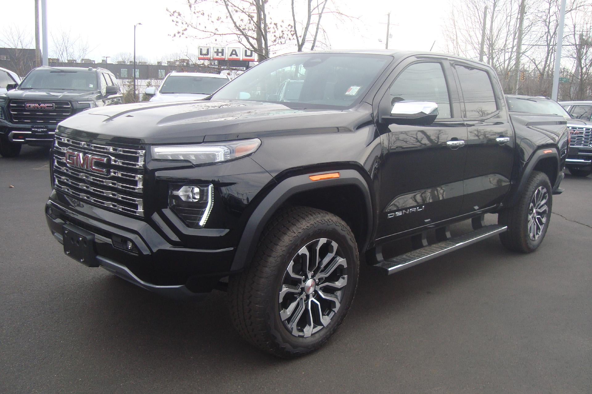 2024 GMC Canyon 4WD Denali