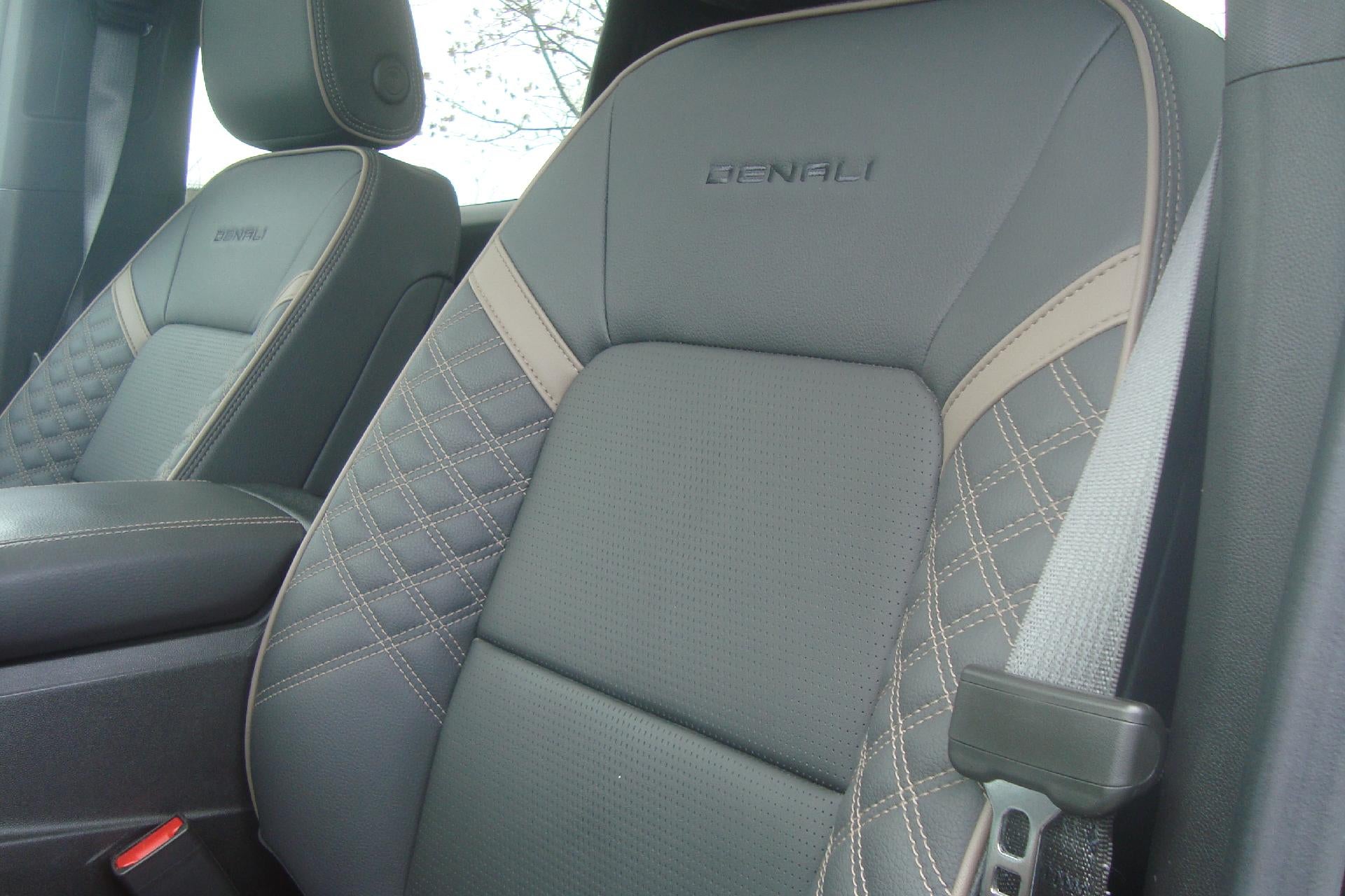 2024 GMC Canyon 4WD Denali