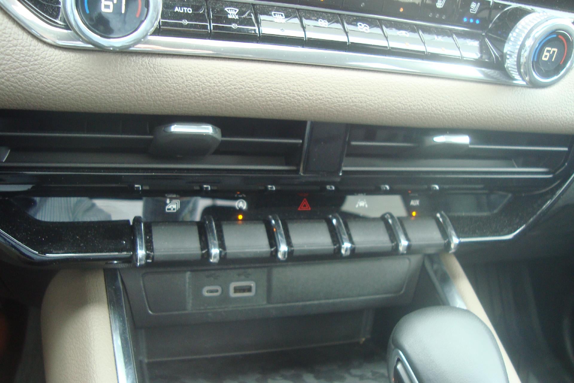 2024 GMC Canyon 4WD Denali