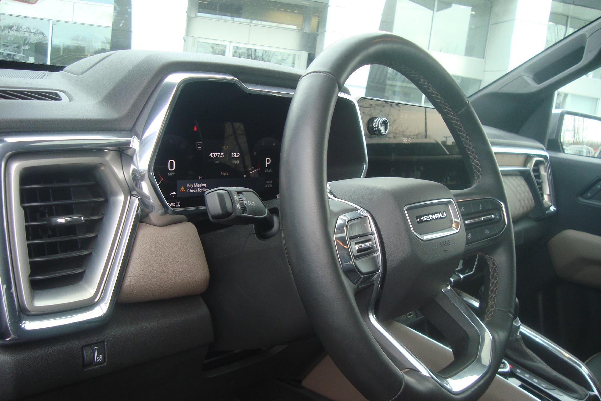 2024 GMC Canyon 4WD Denali