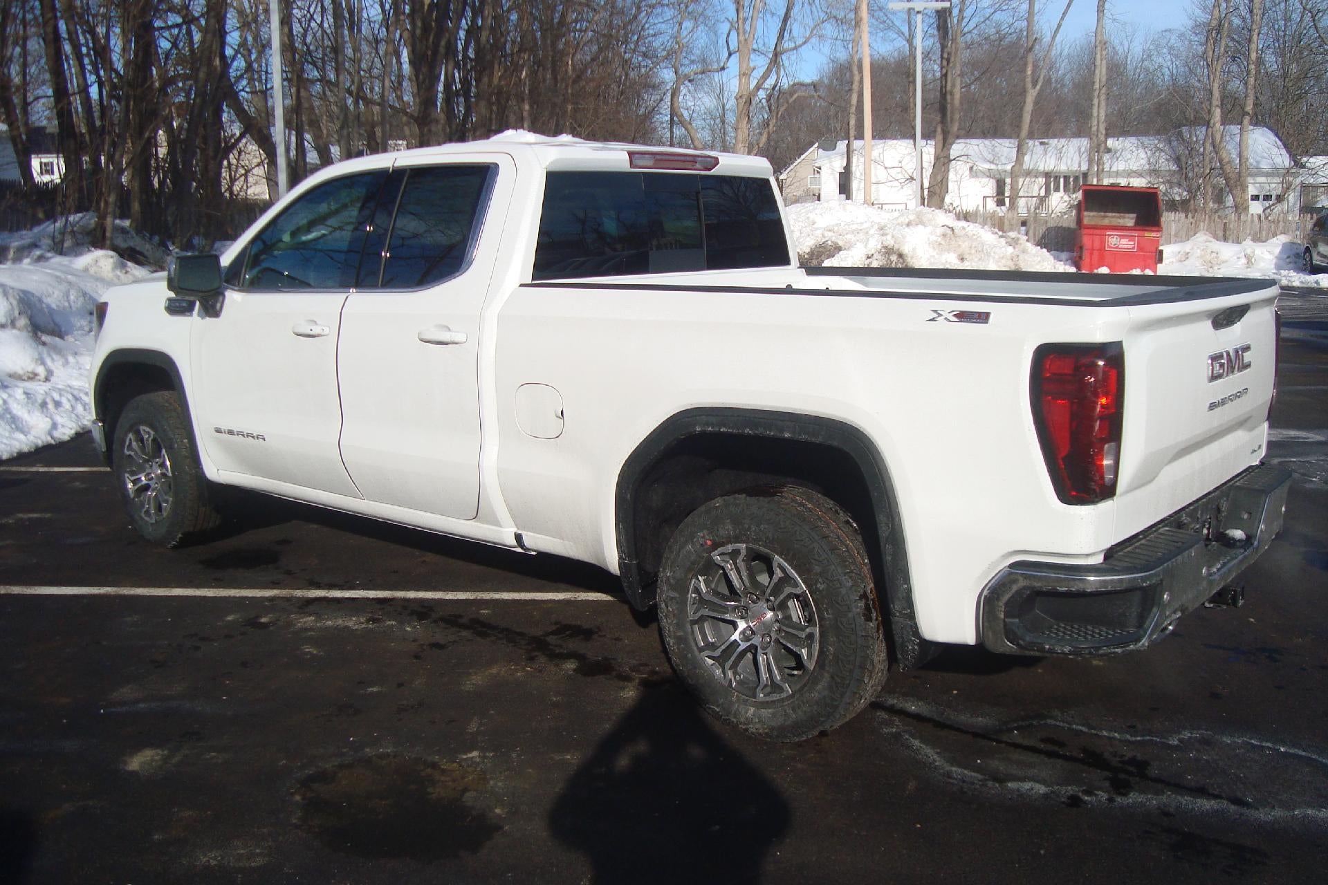 2026 GMC Sierra 1500 SLE