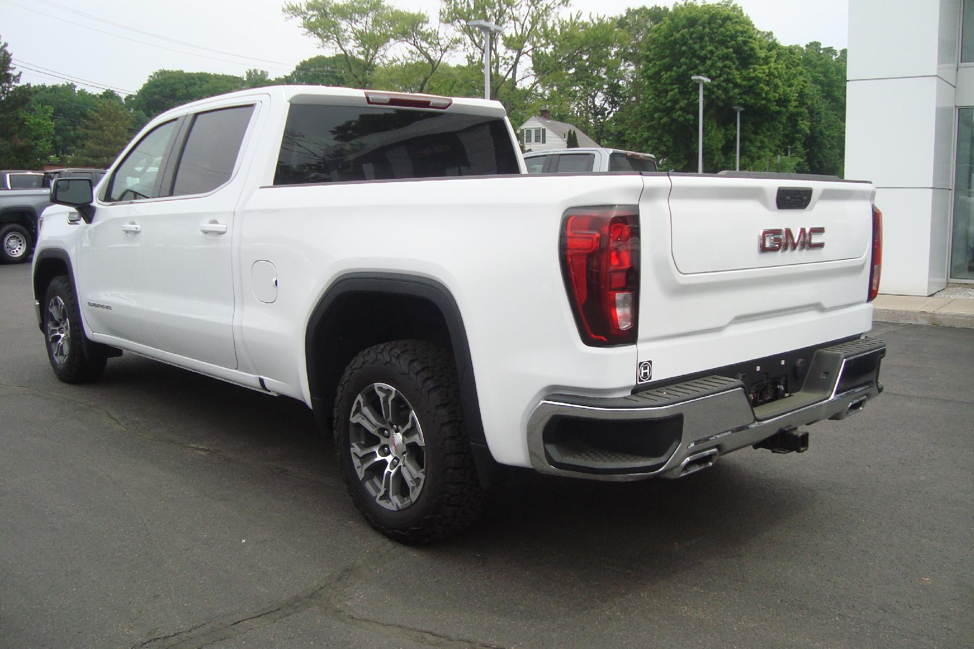 2023 GMC Sierra 1500 SLE
