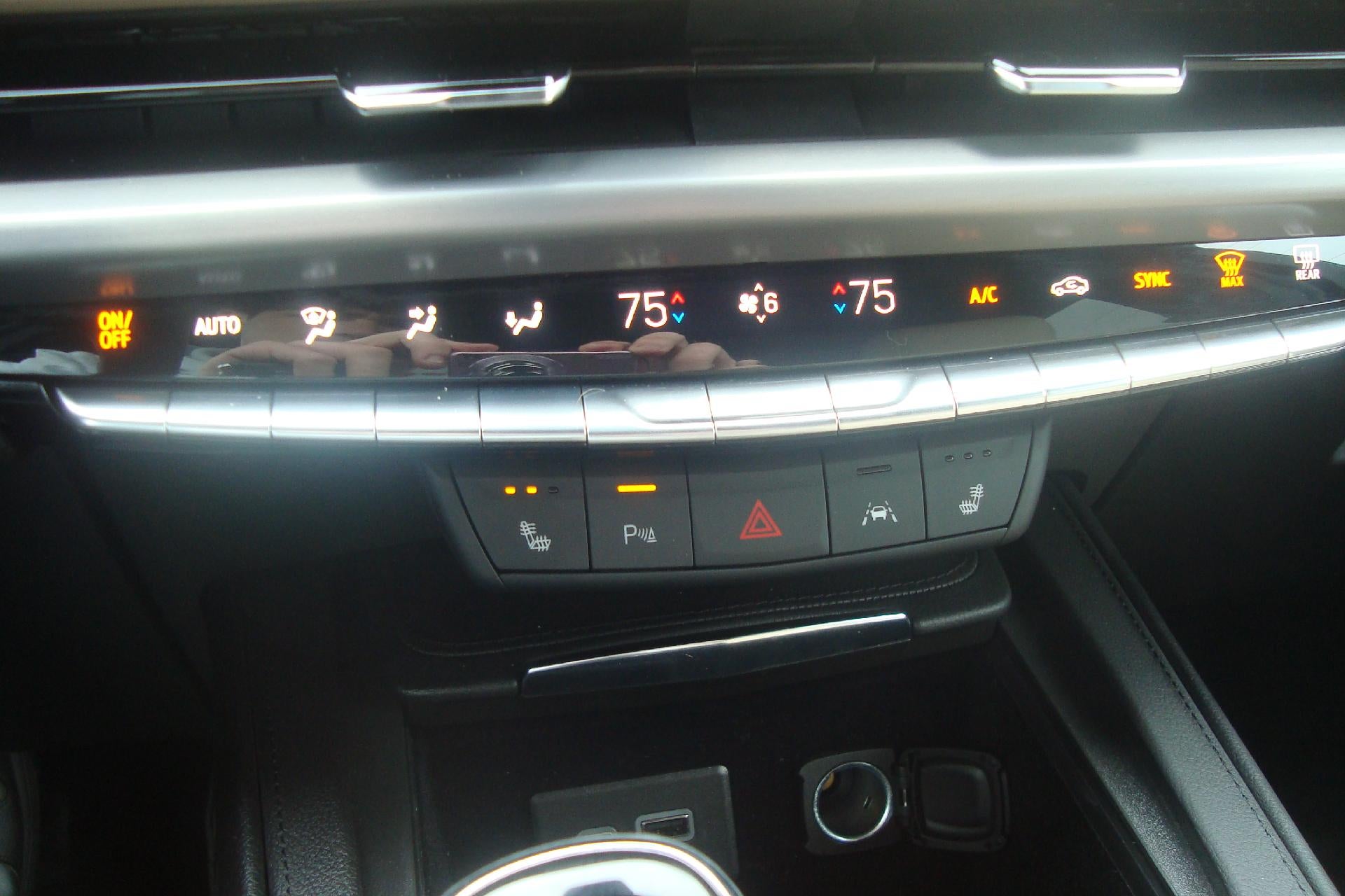 2024 Cadillac XT4 FWD Luxury