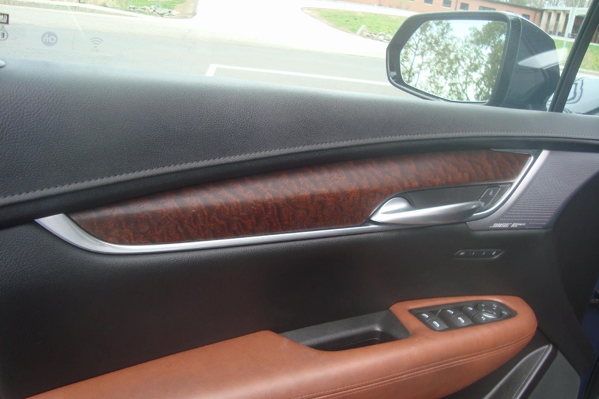 2024 Cadillac XT5 AWD Sport