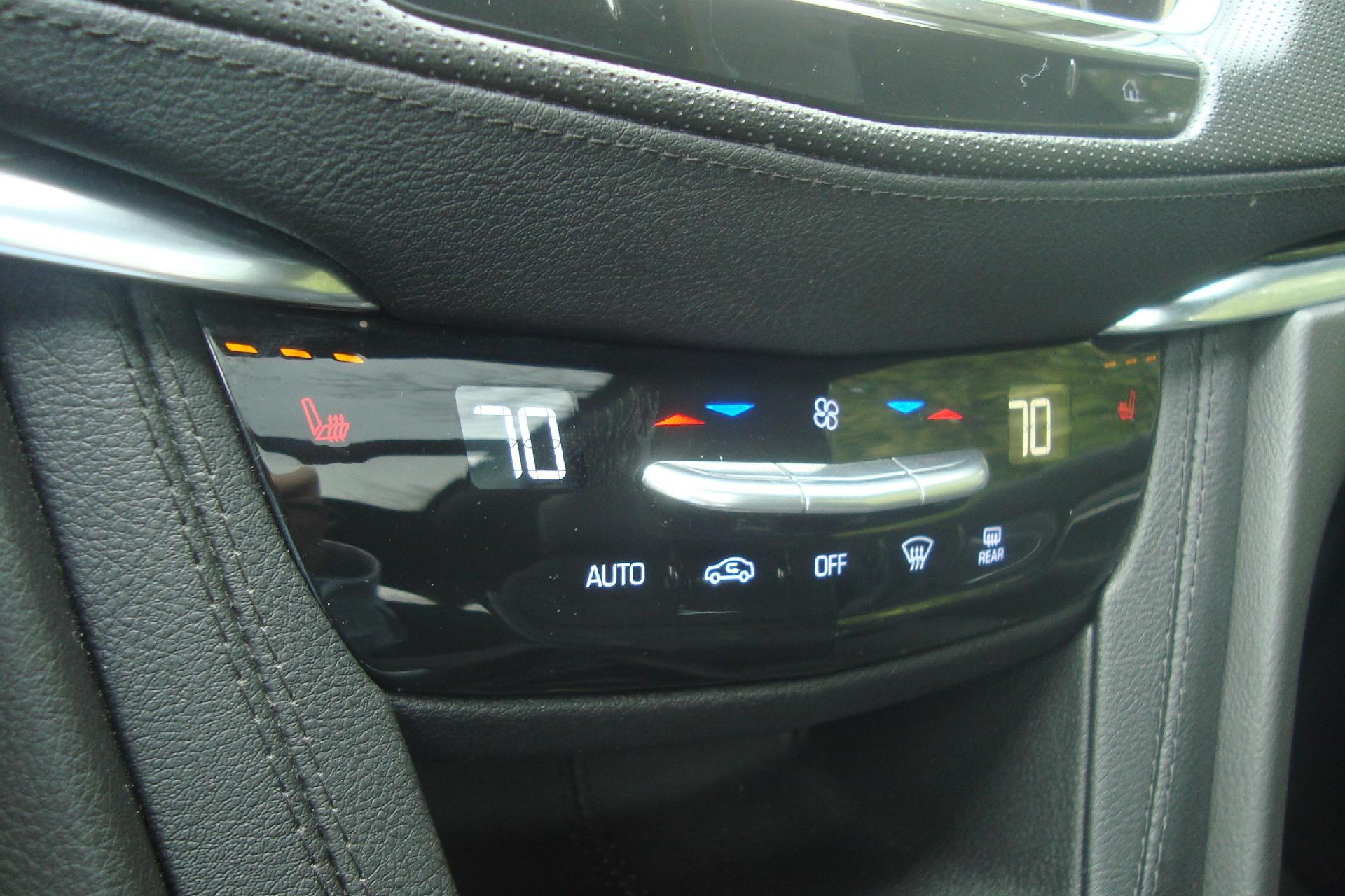 2023 Cadillac XT6 AWD Luxury