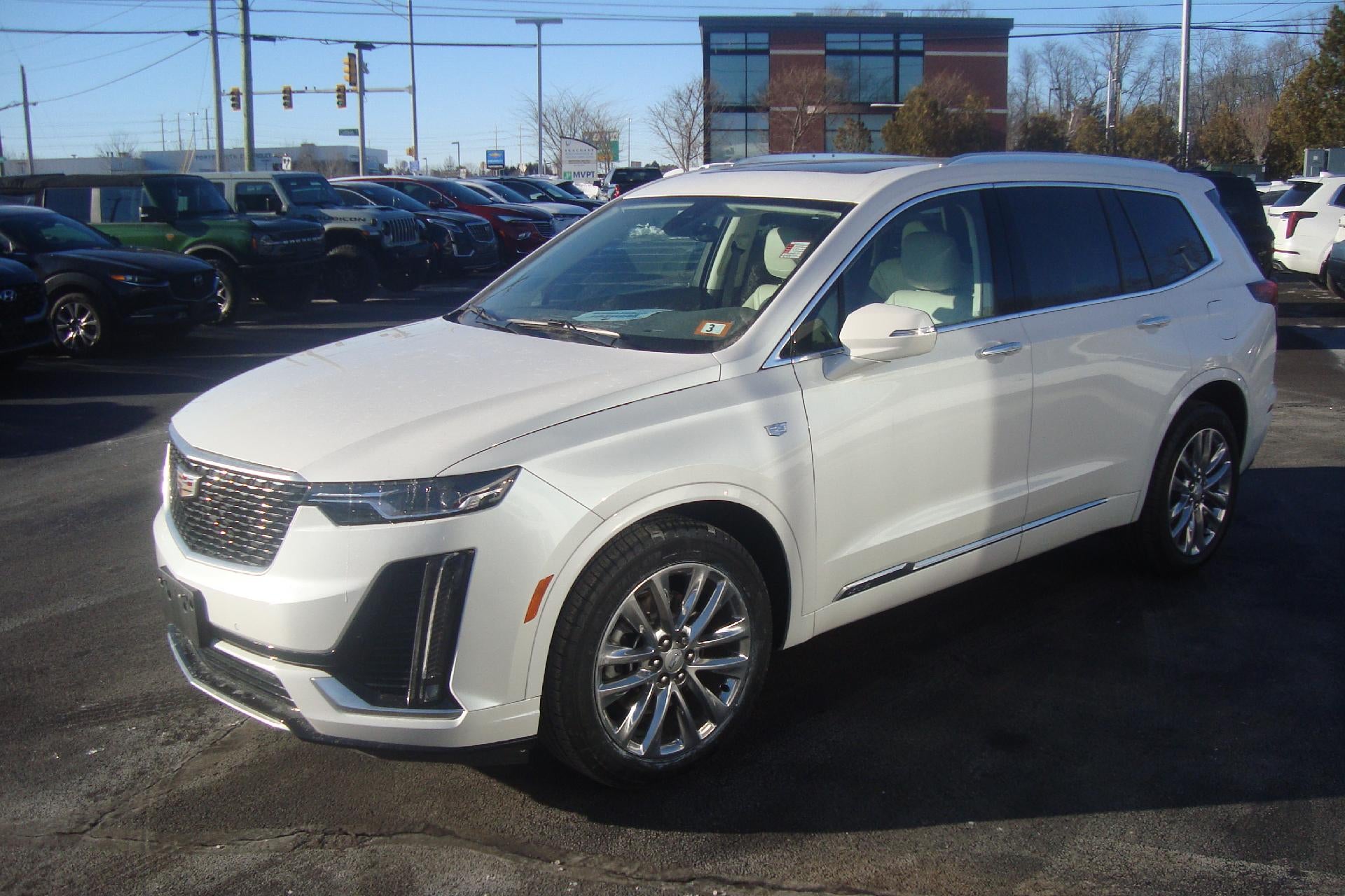 2023 Cadillac XT6 FWD Premium Luxury