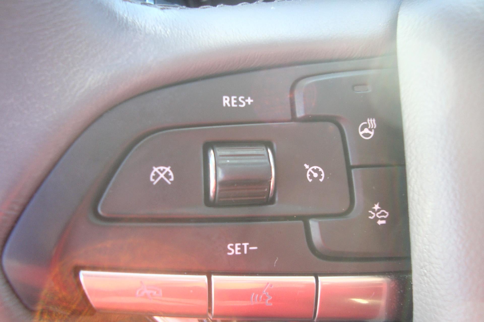 2023 Cadillac XT6 AWD Premium Luxury