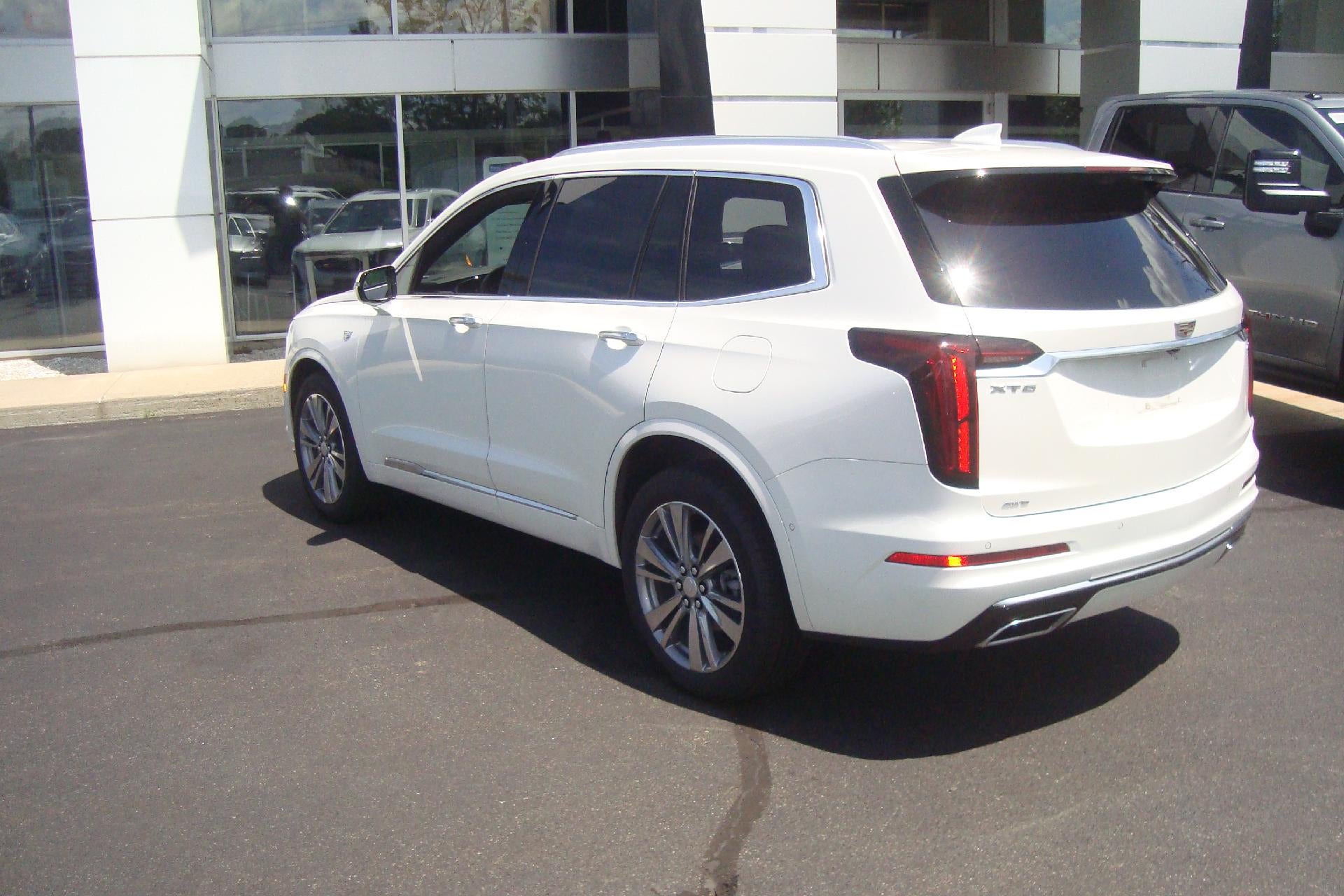 2025 Cadillac XT6 AWD Premium Luxury