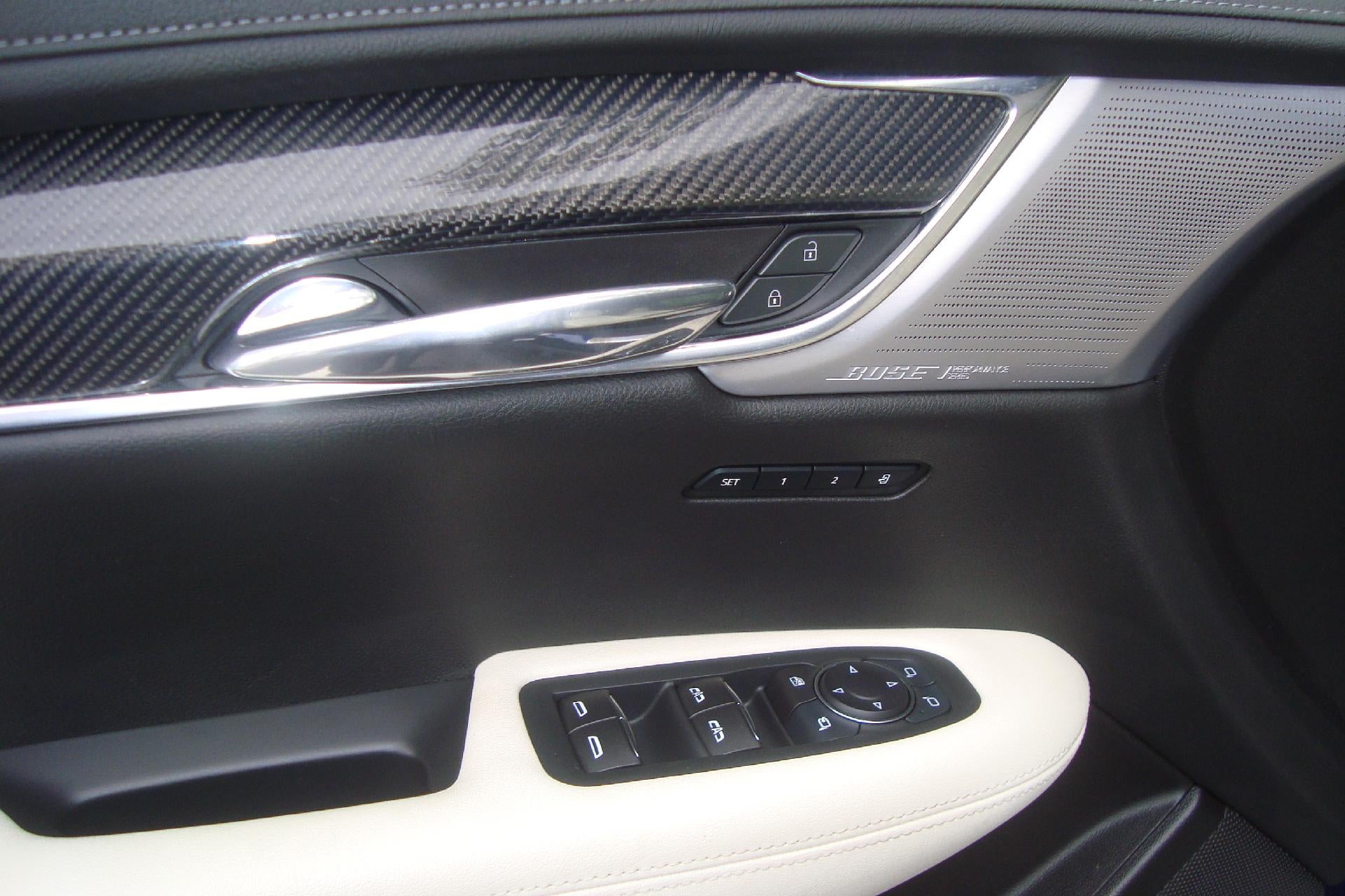 2023 Cadillac XT6 AWD Sport