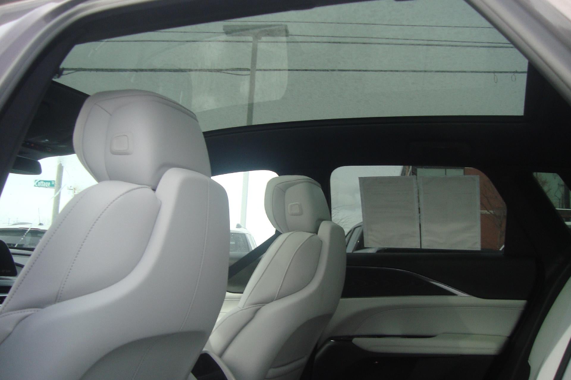 2024 Cadillac LYRIQ Luxury