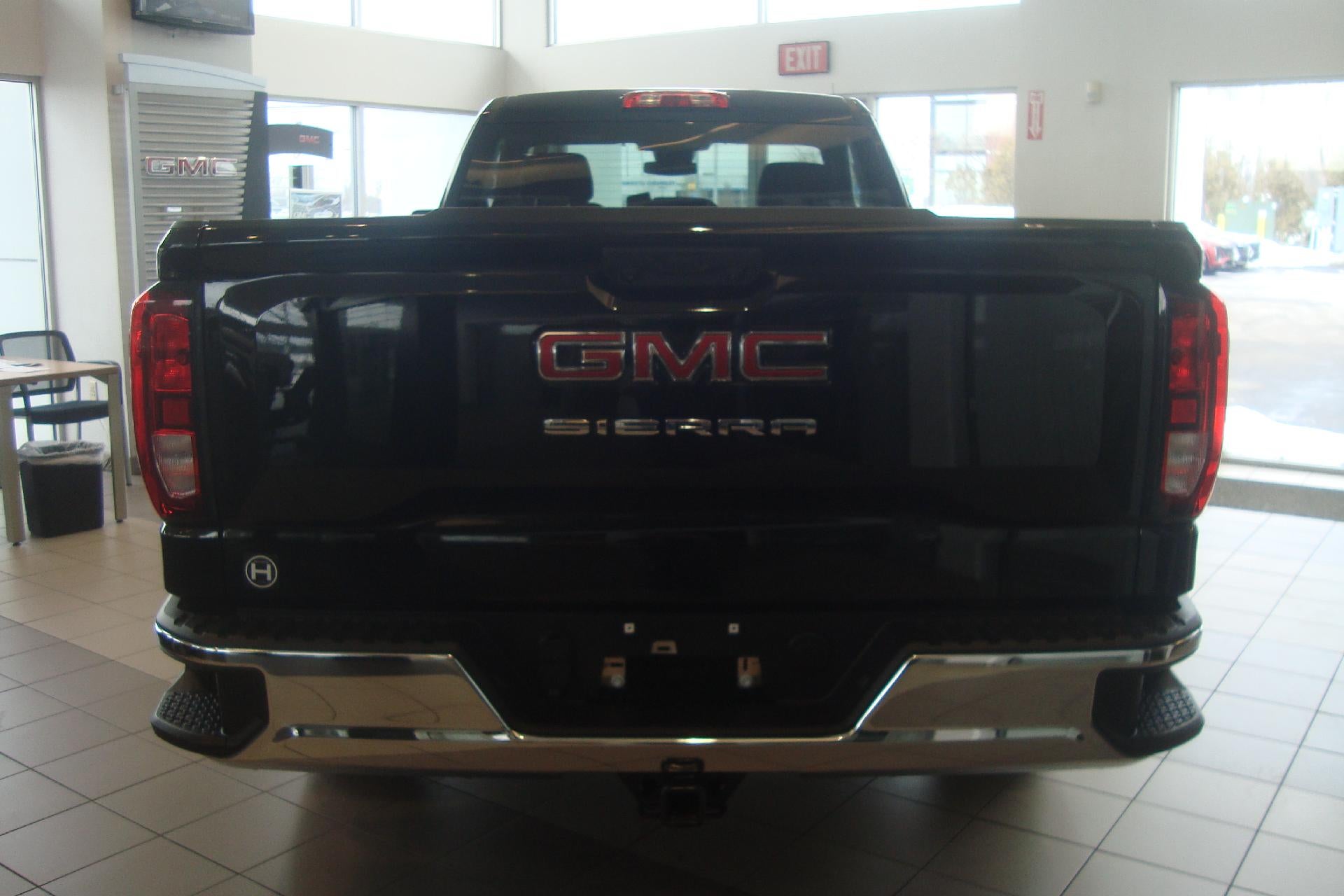 2025 GMC Sierra 1500 Pro