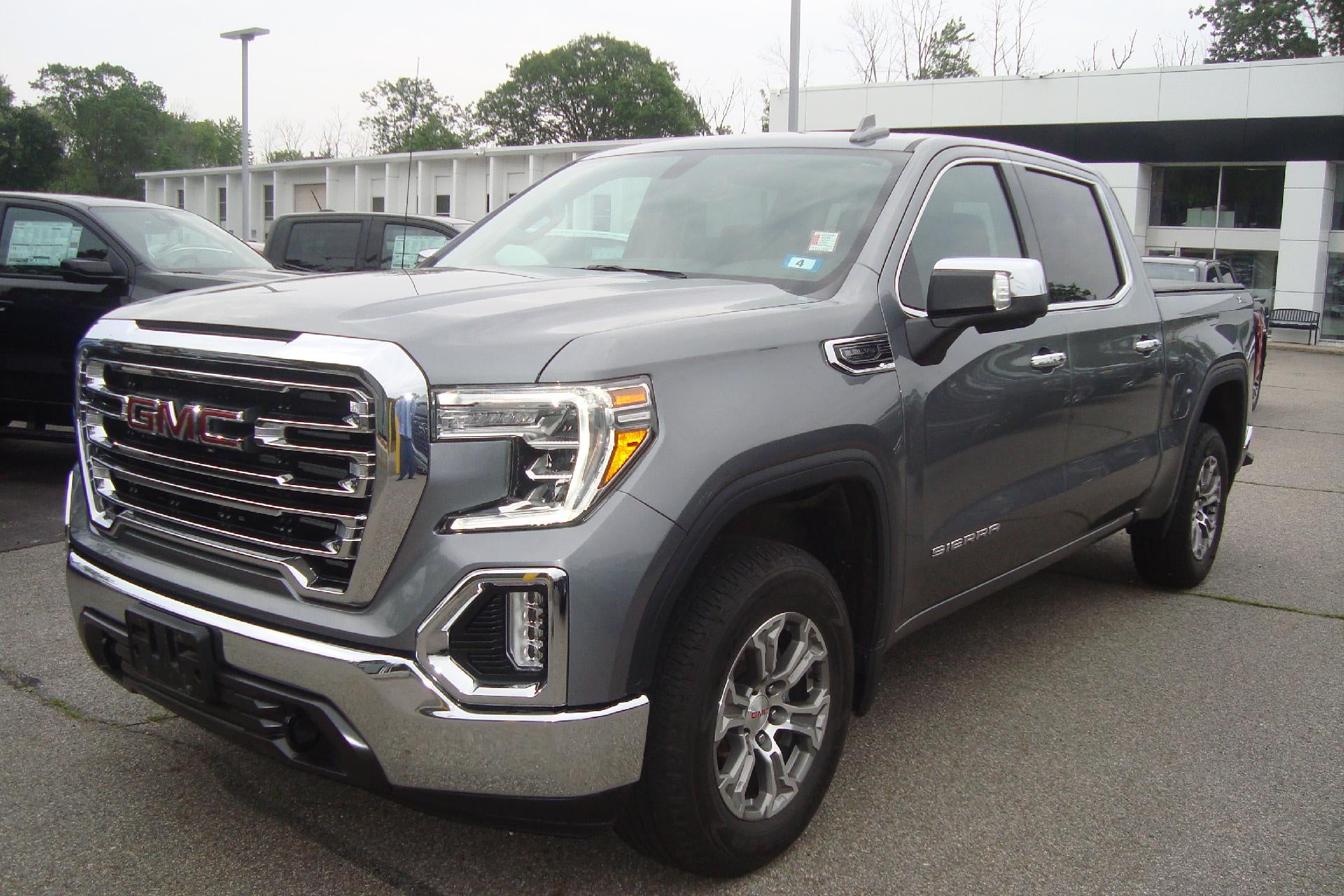 2021 GMC Sierra 1500 SLT