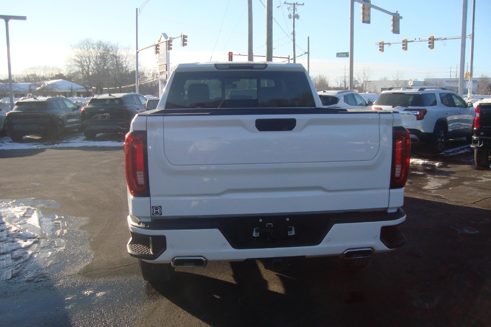 2022 GMC Sierra 1500 Limited AT4
