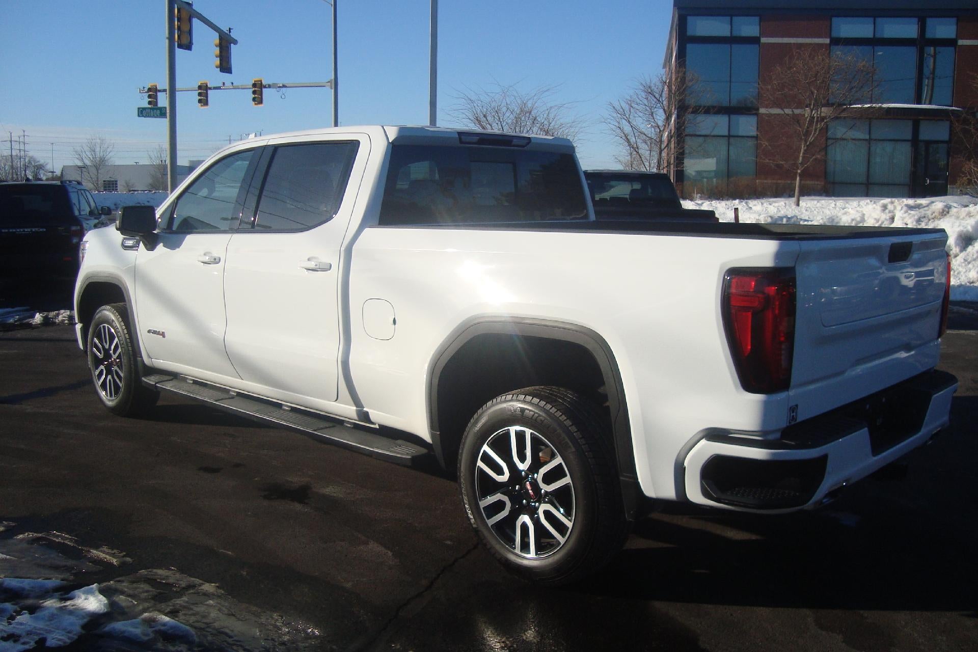 2022 GMC Sierra 1500 Limited AT4
