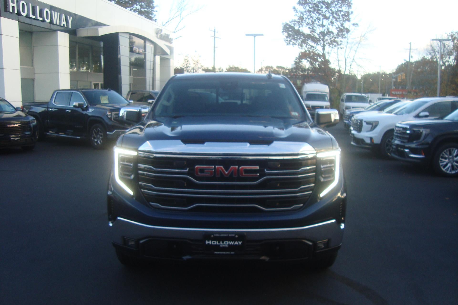 2022 GMC Sierra 1500 SLT