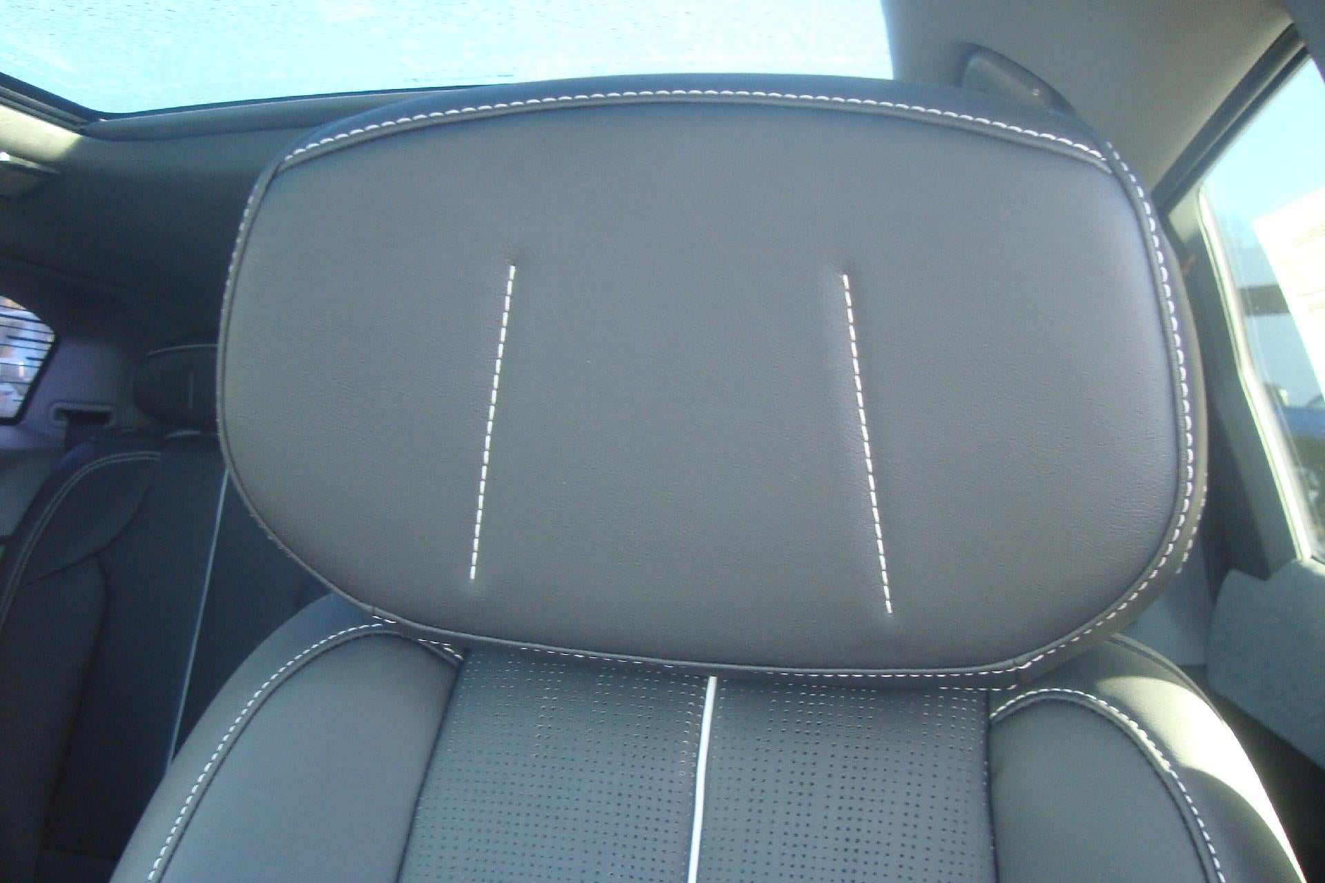 2025 Cadillac OPTIQ Luxury