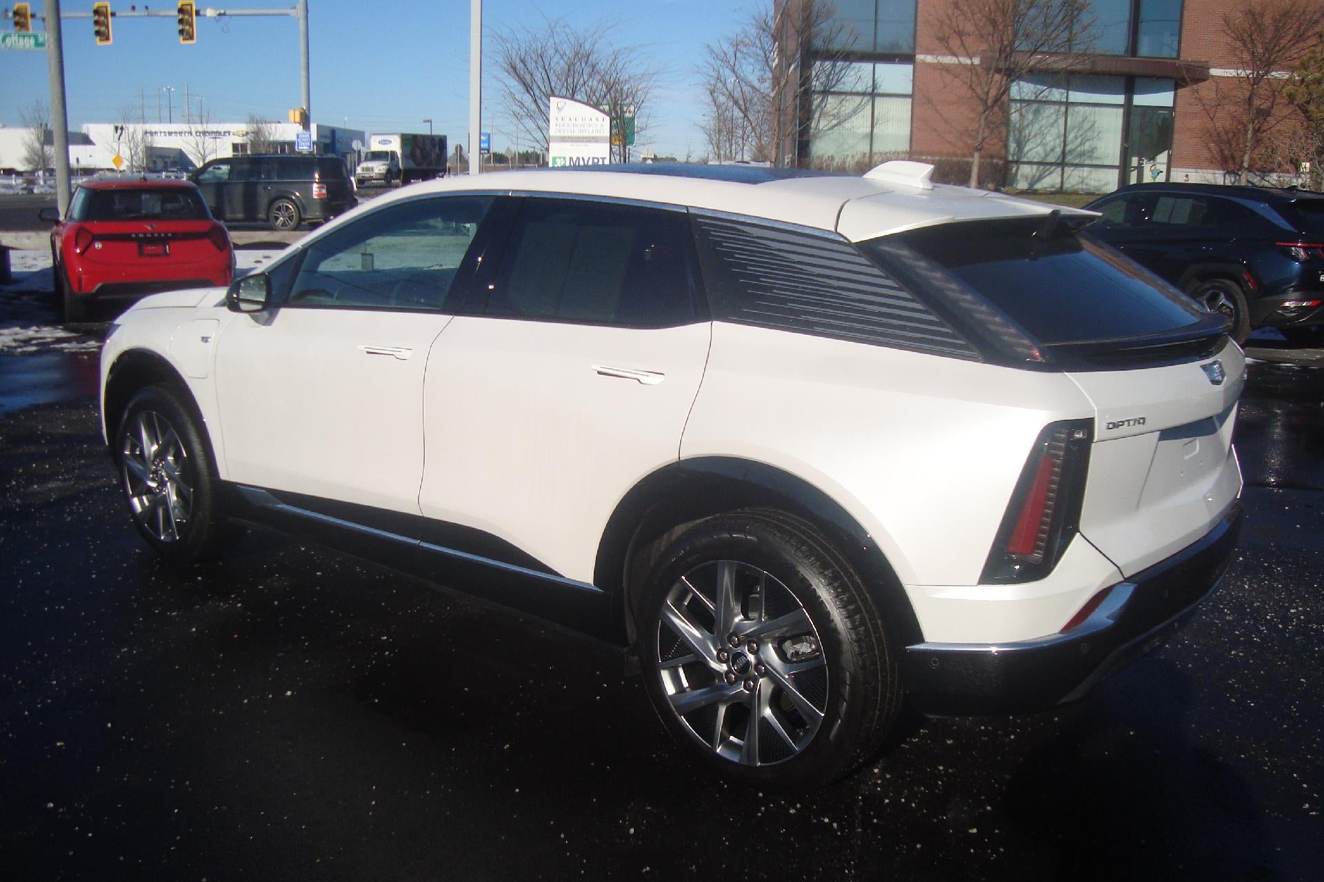 2025 Cadillac OPTIQ Luxury