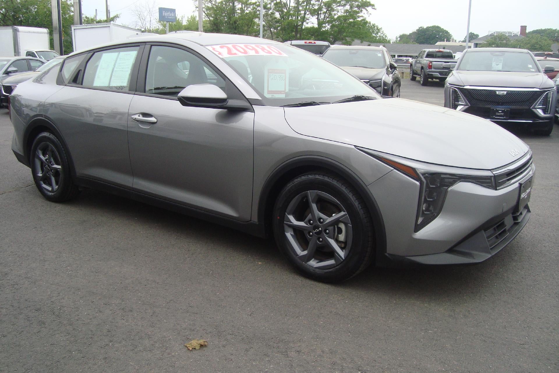 2025 Kia K4 LXS
