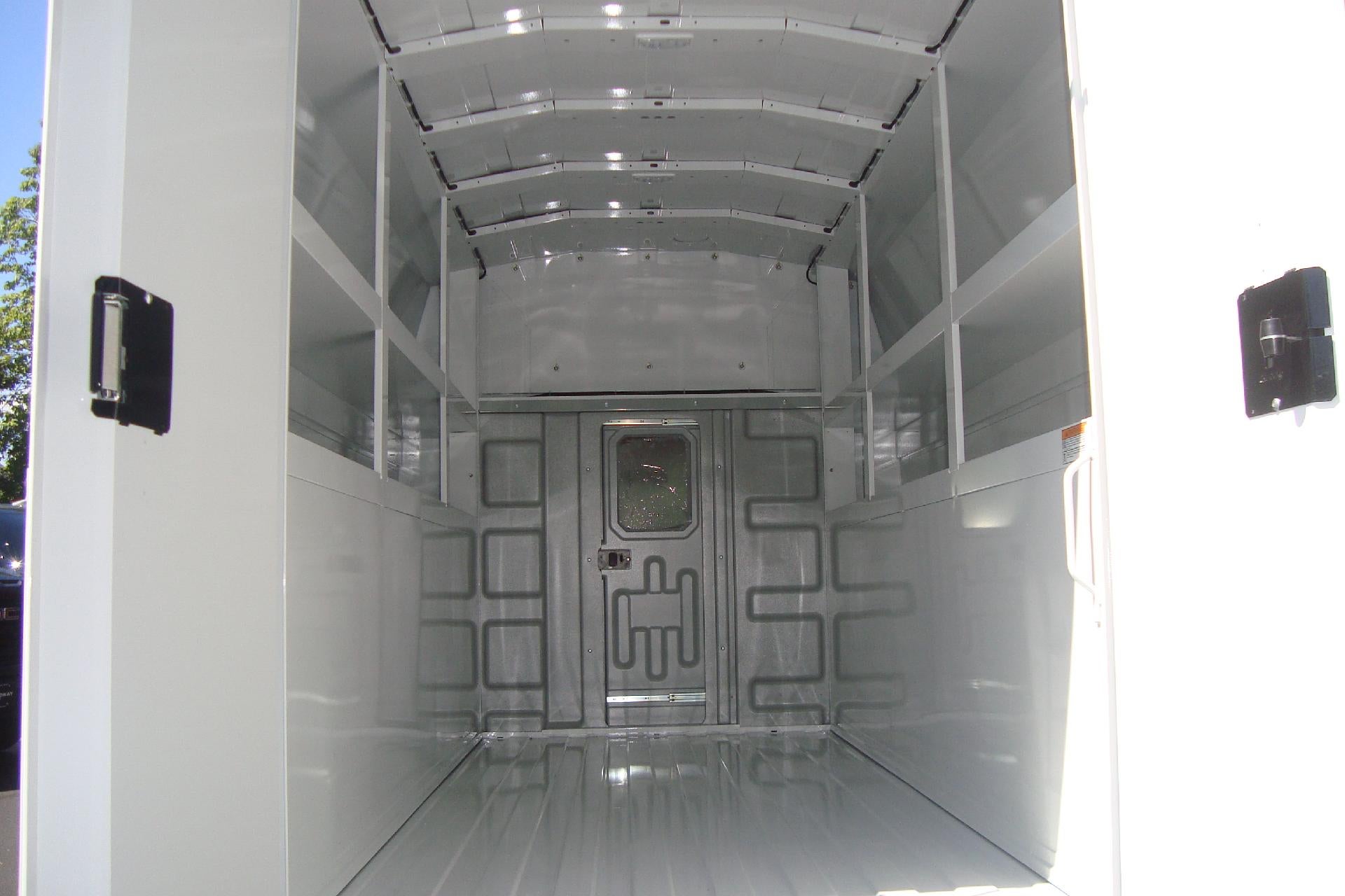 2025 GMC Savana Cutaway 3500 Base