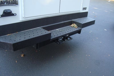 2025 GMC Savana Cutaway 3500 Base