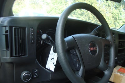 2025 GMC Savana Cutaway 3500 Base