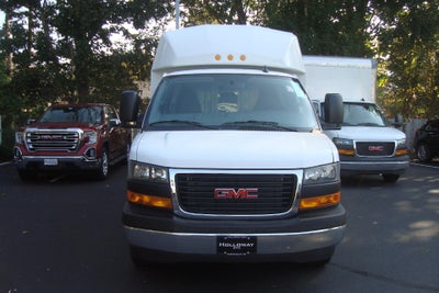 2025 GMC Savana Cutaway 3500 Base