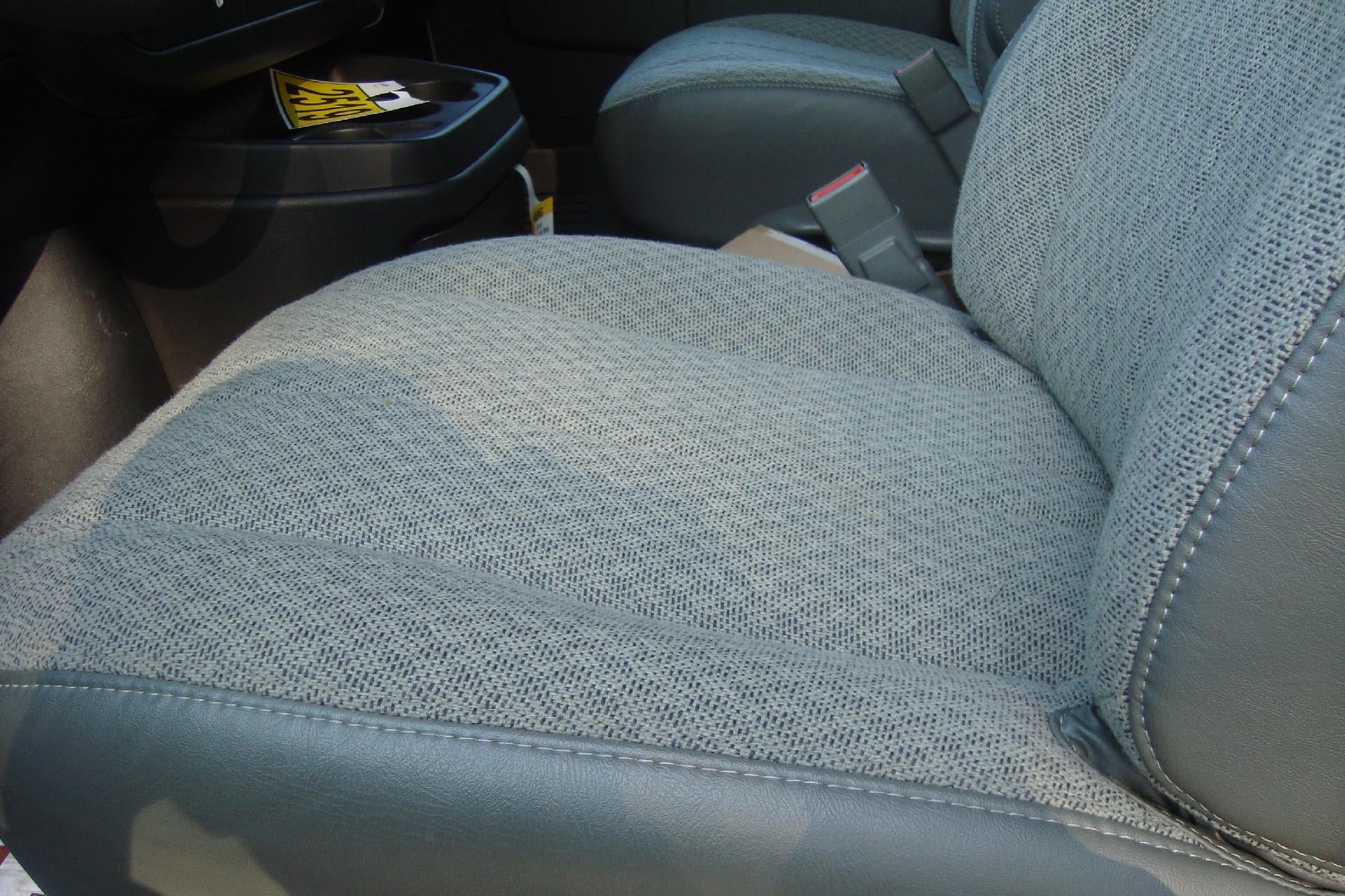 2025 GMC Savana Cutaway 3500 Base